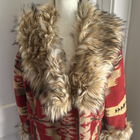 EUC Tasha Polizzi Cardinal Frontier Blanket Coat Sz. XL - Picture 4 of 11